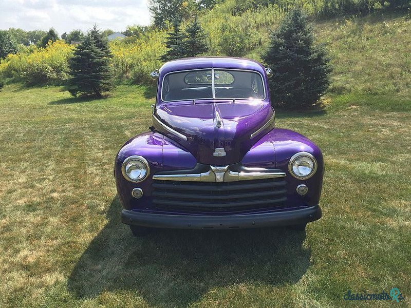 1947' Ford Super Deluxe photo #2