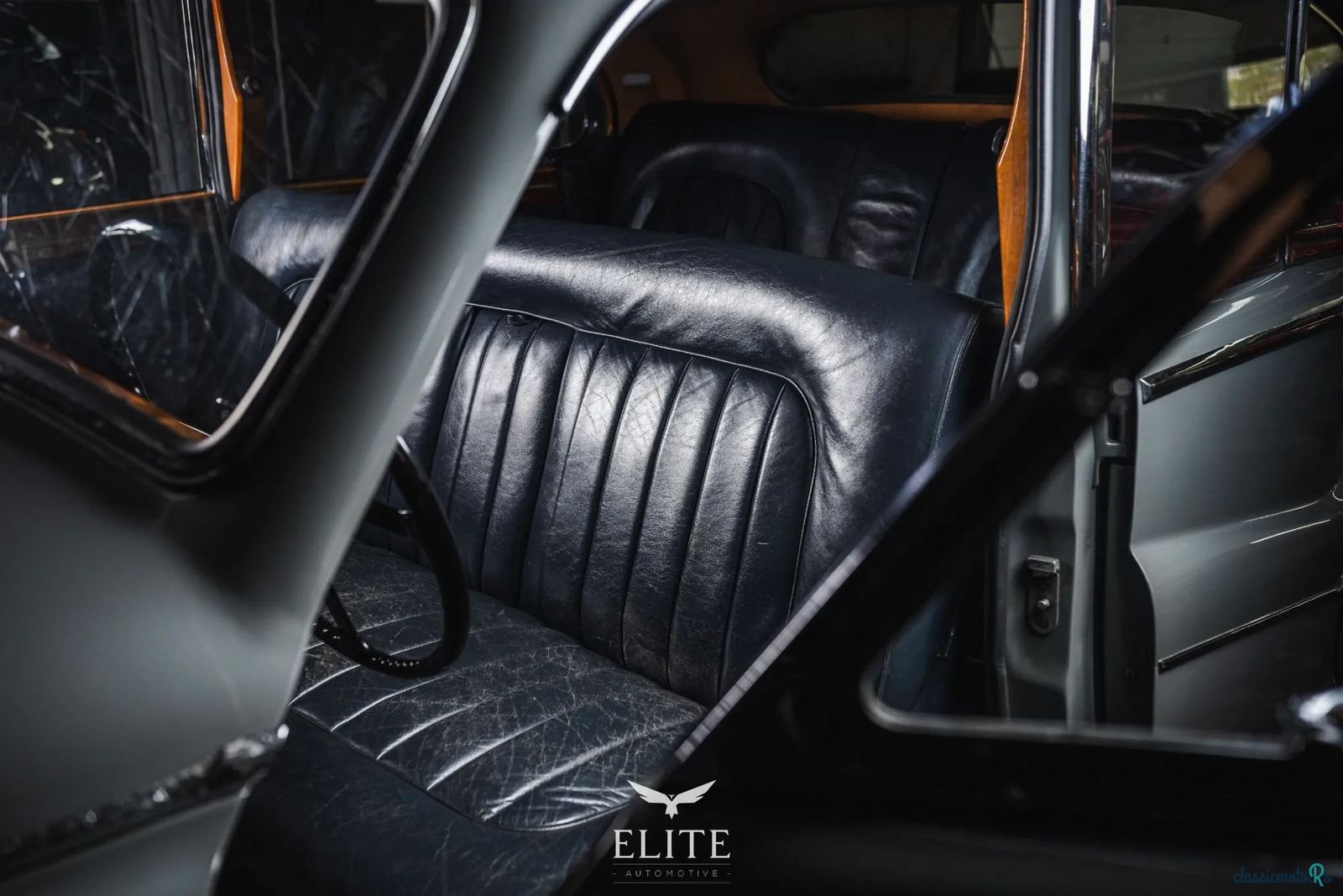 1960' Jaguar Mk Ix photo #6