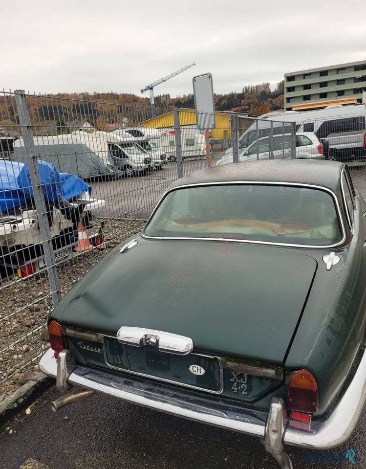 1977' Jaguar XJ photo #2