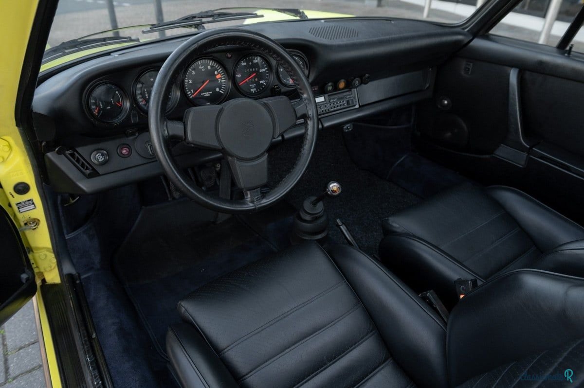 1975' Porsche 911 photo #4