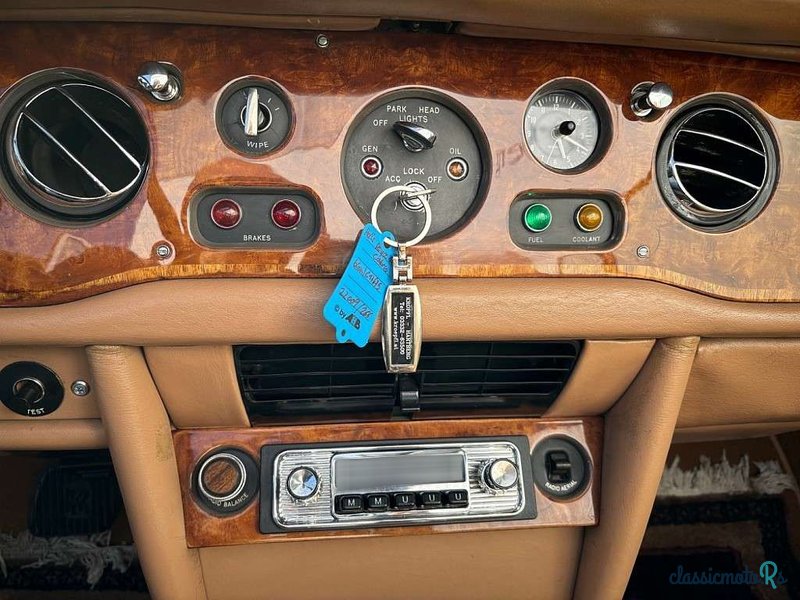 1974' Rolls-Royce Corniche photo #3
