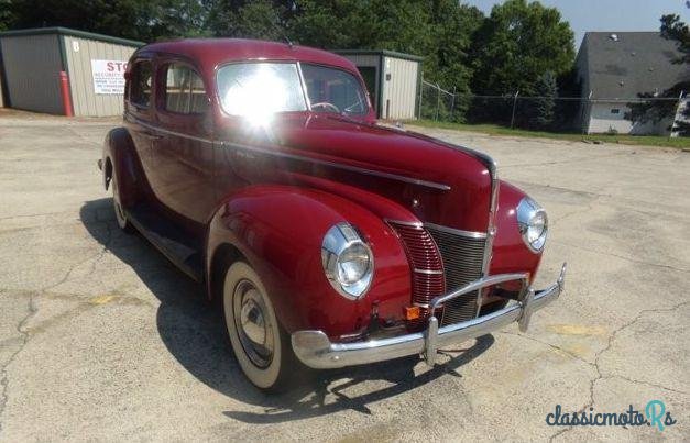 1940' Ford Deluxe photo #1