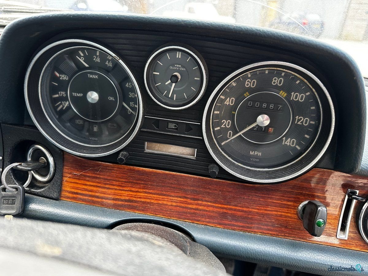 1976' Mercedes-Benz 250 photo #6