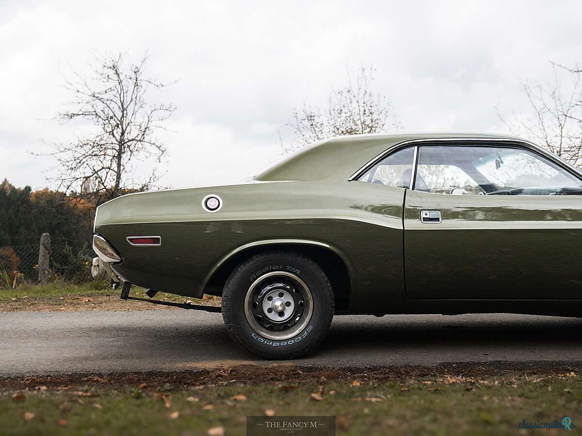 1971' Dodge Challenger photo #2