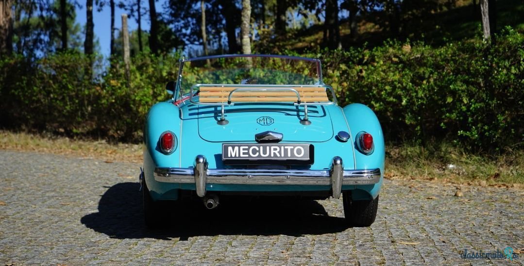 1957' MG MGA photo #5