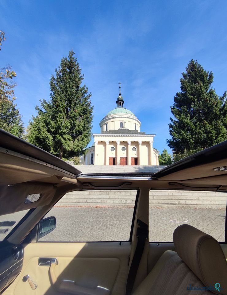 1977' Mercedes-Benz W123 photo #3