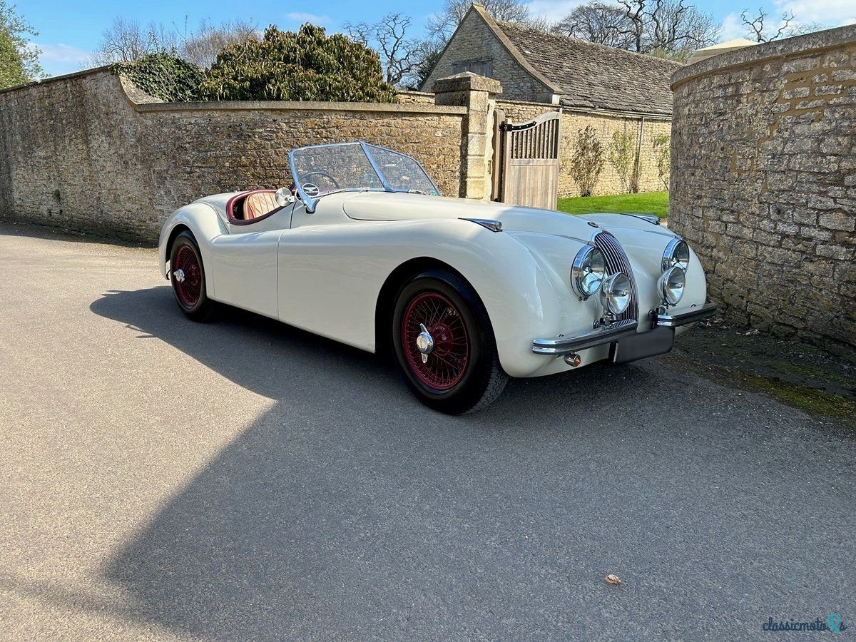 1950' Jaguar Xk120 photo #2