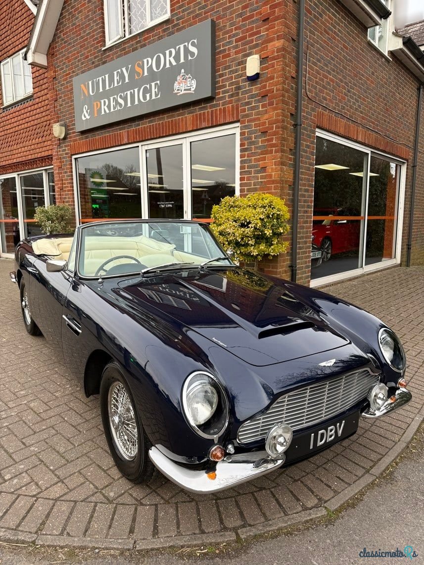 1967' Aston Martin DB6 photo #1