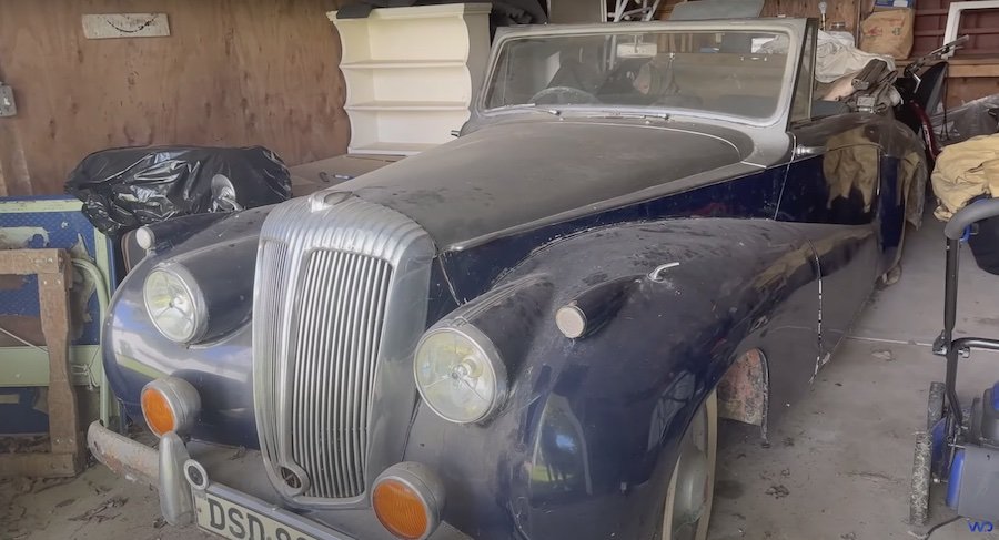 See A 1951 Daimler DB18 Barn Find Sparkle After First Wash And Detail