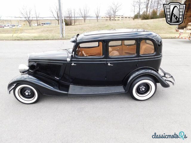 1934' Ford photo #2