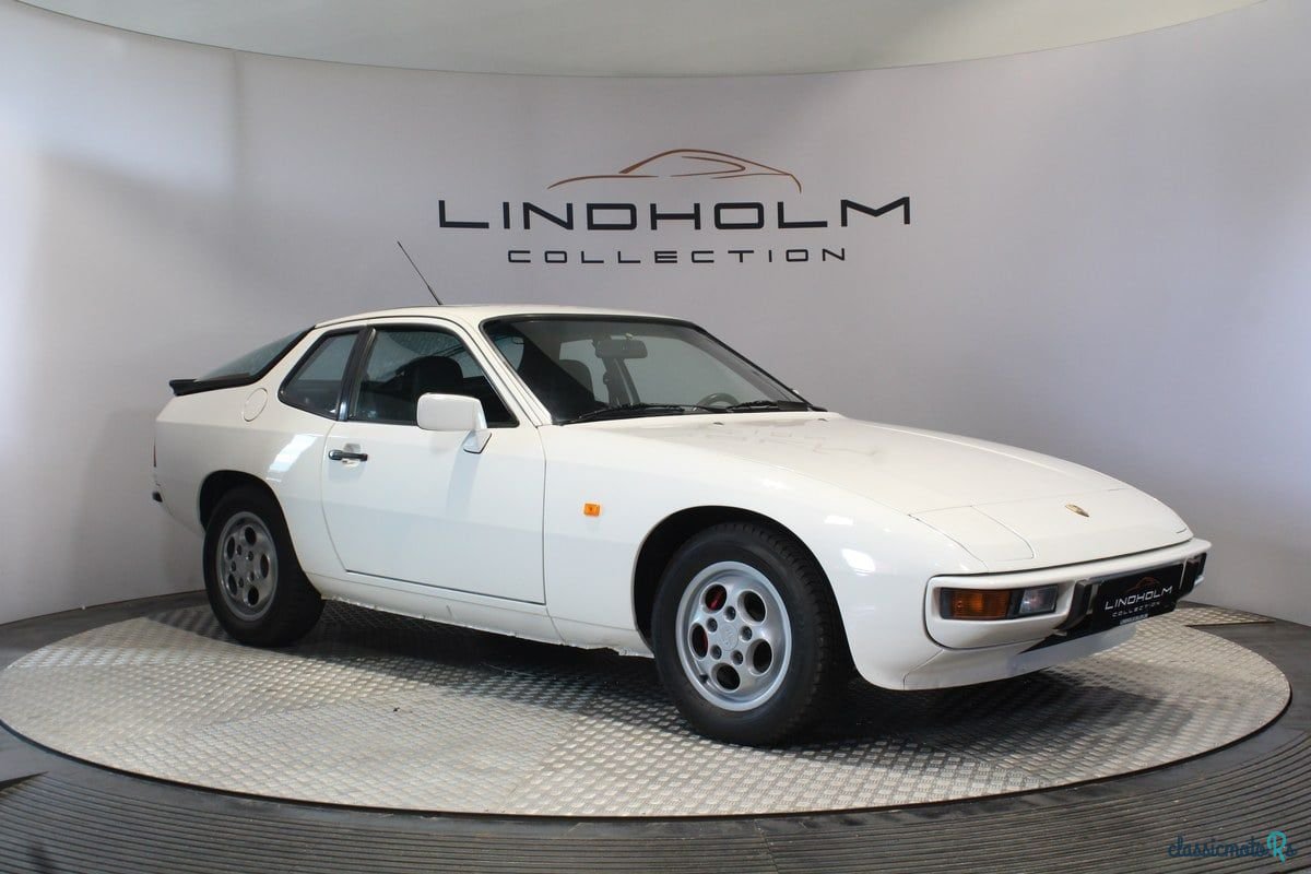 1989' Porsche 924 photo #1