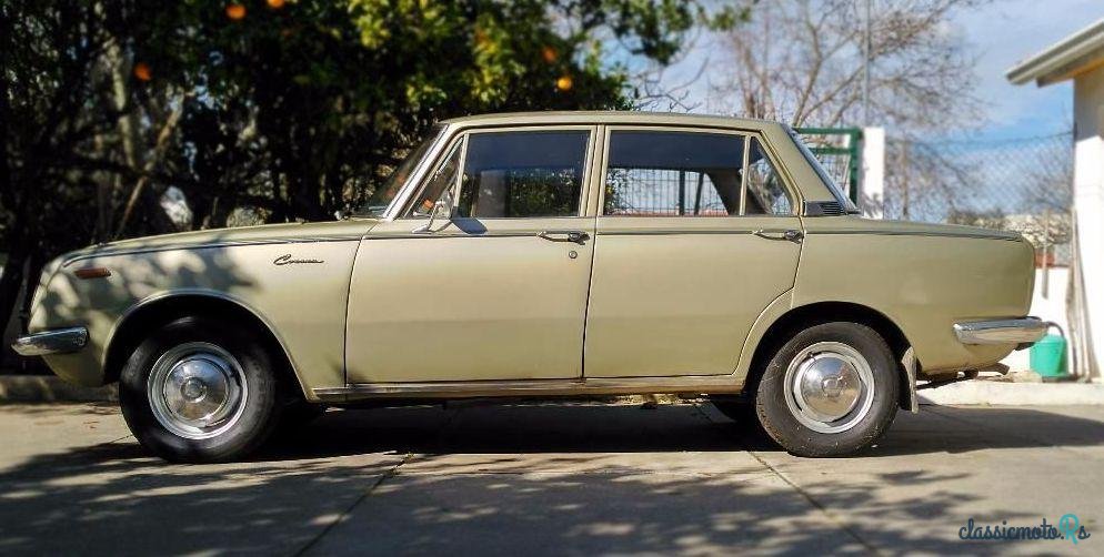 1966' Toyota Corona 1500 Deluxe photo #3