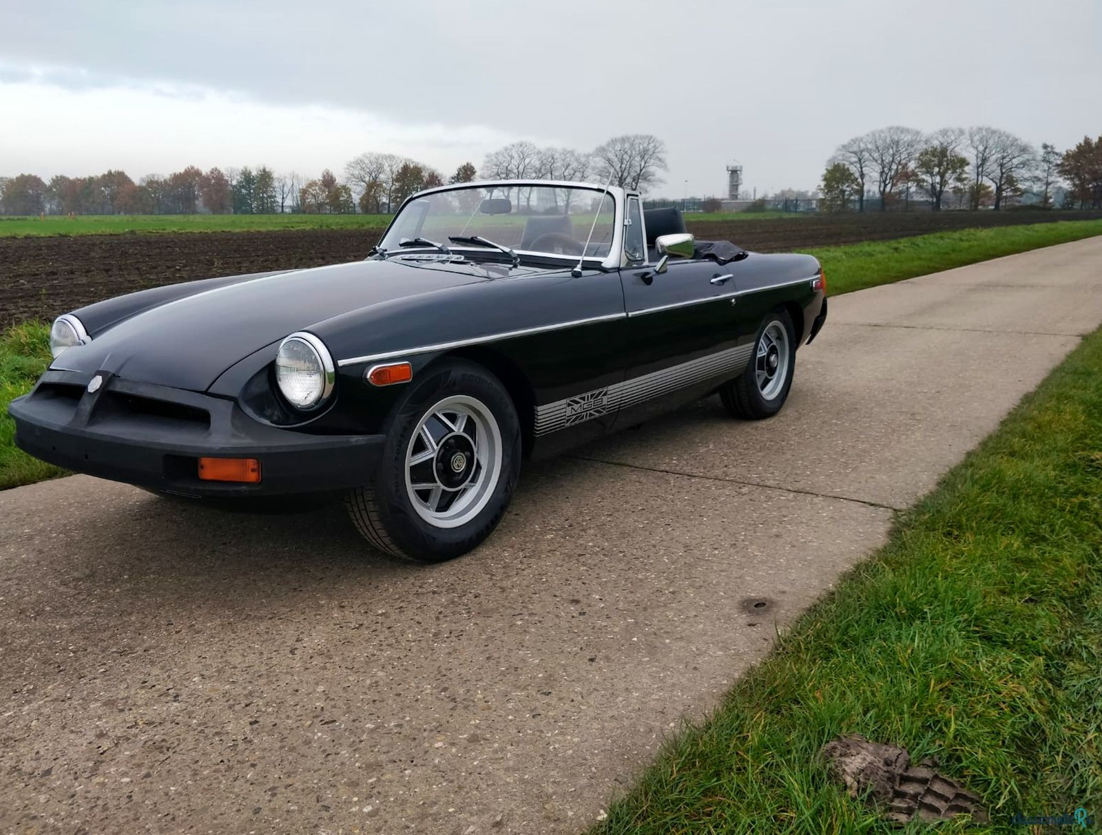 1979' MG Roadster photo #1