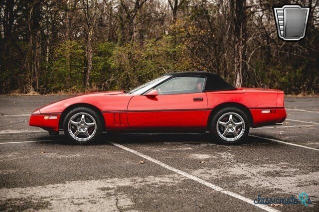 1989' Chevrolet Corvette photo #2