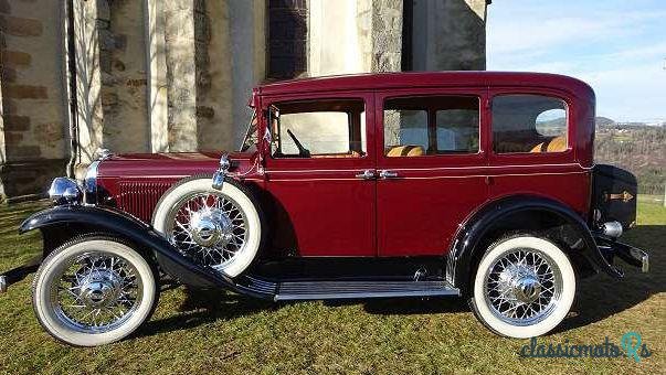 1932' Chrysler PLYMOUTH photo #2