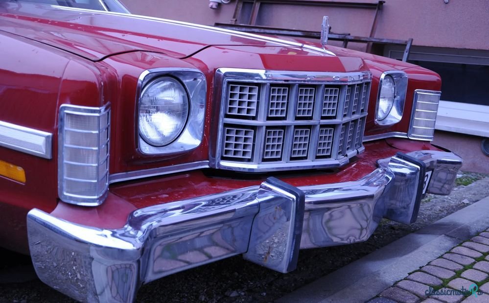 1976' Ford Elit LTD photo #6