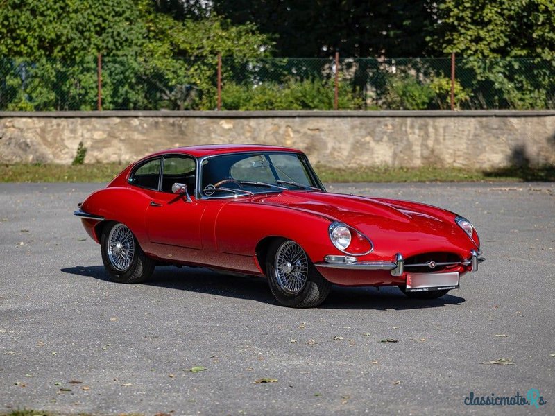 1967' Jaguar E-Type photo #1