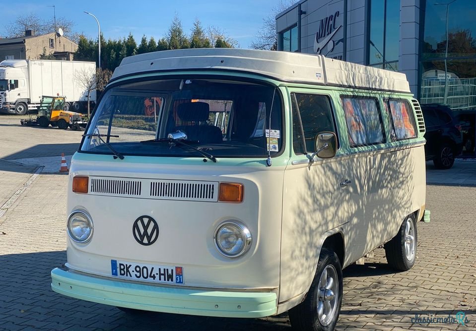 1975' Volkswagen Transporter photo #2