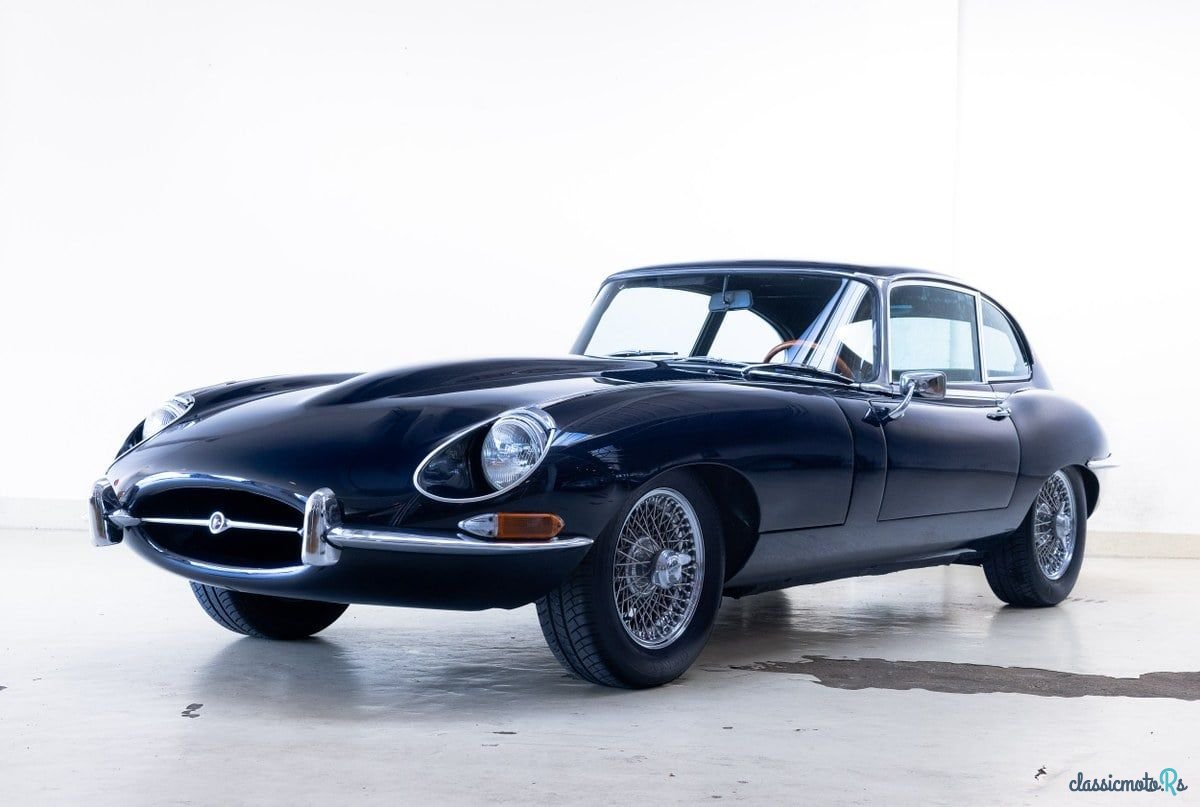 1967' Jaguar E-Type photo #1