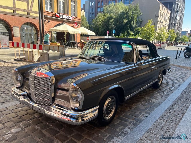 1962' Mercedes-Benz 220SE W111 photo #2