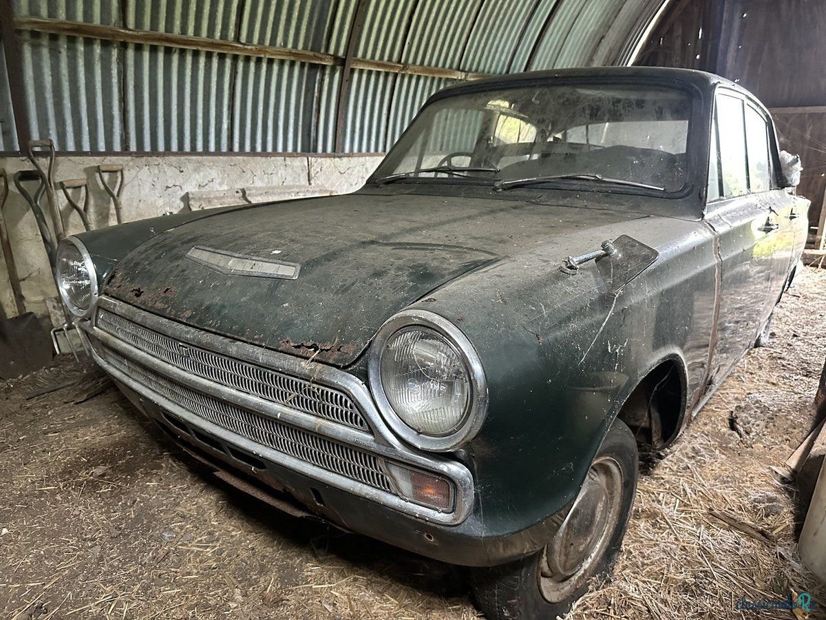 1966' Ford Cortina photo #1