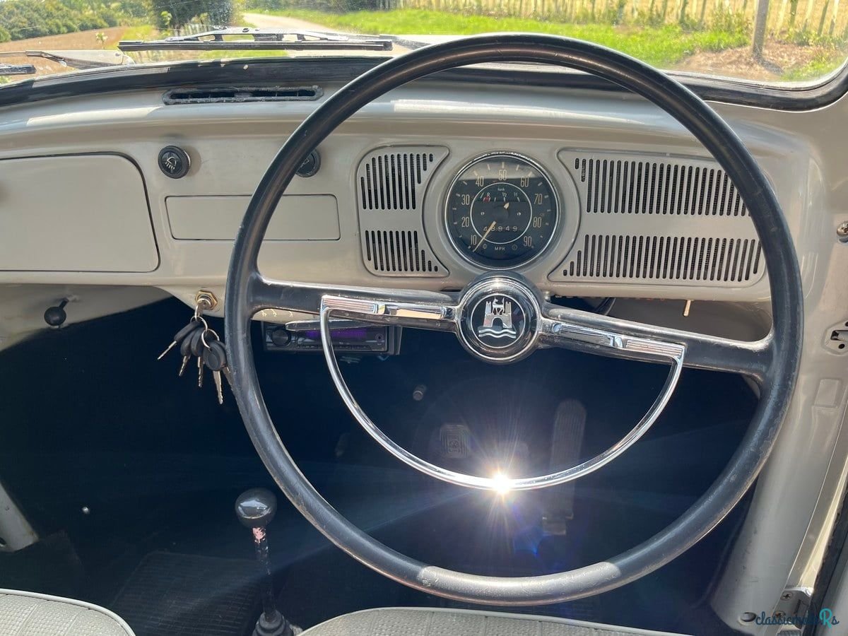 1967' Volkswagen Beetle photo #3