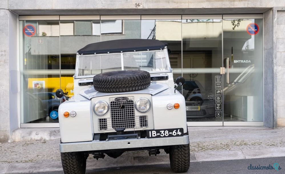 1969' Land Rover Serie II photo #3