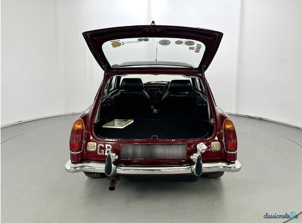 1970' MG MGB photo #4