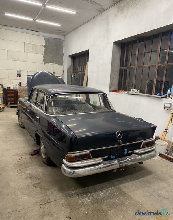 1965' Mercedes-Benz Klasa E photo #2