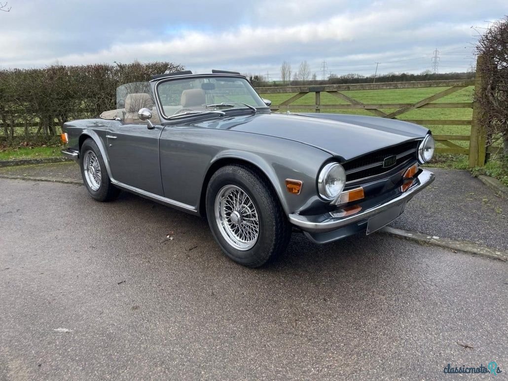 1974' Triumph TR6 photo #1