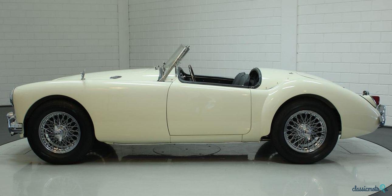 1958' MG MGA photo #1