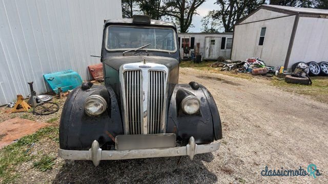 1955' Austin FX3 photo #2