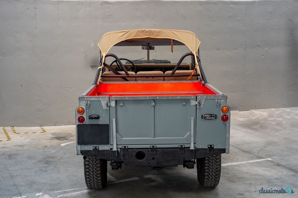 1973' Land Rover Serie III photo #6