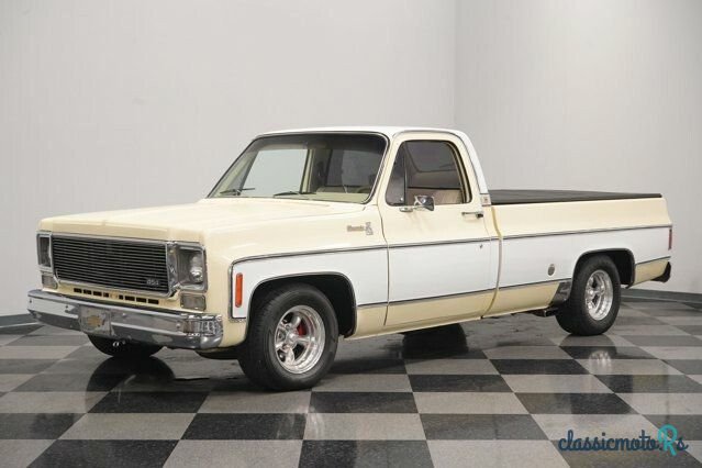 1975' Chevrolet C/K Truck photo #4