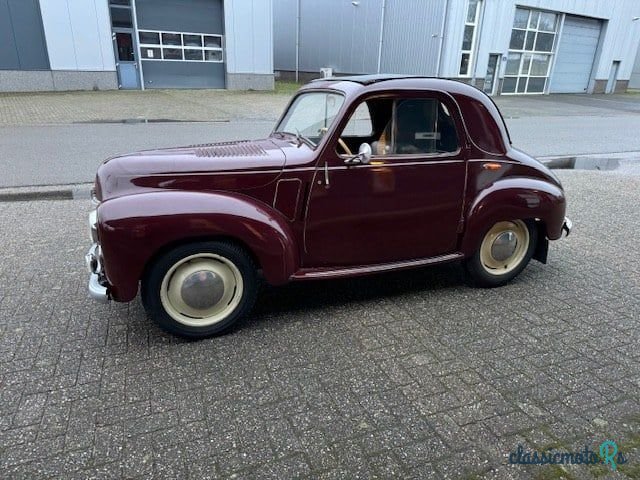 1949' Simca 6 photo #2