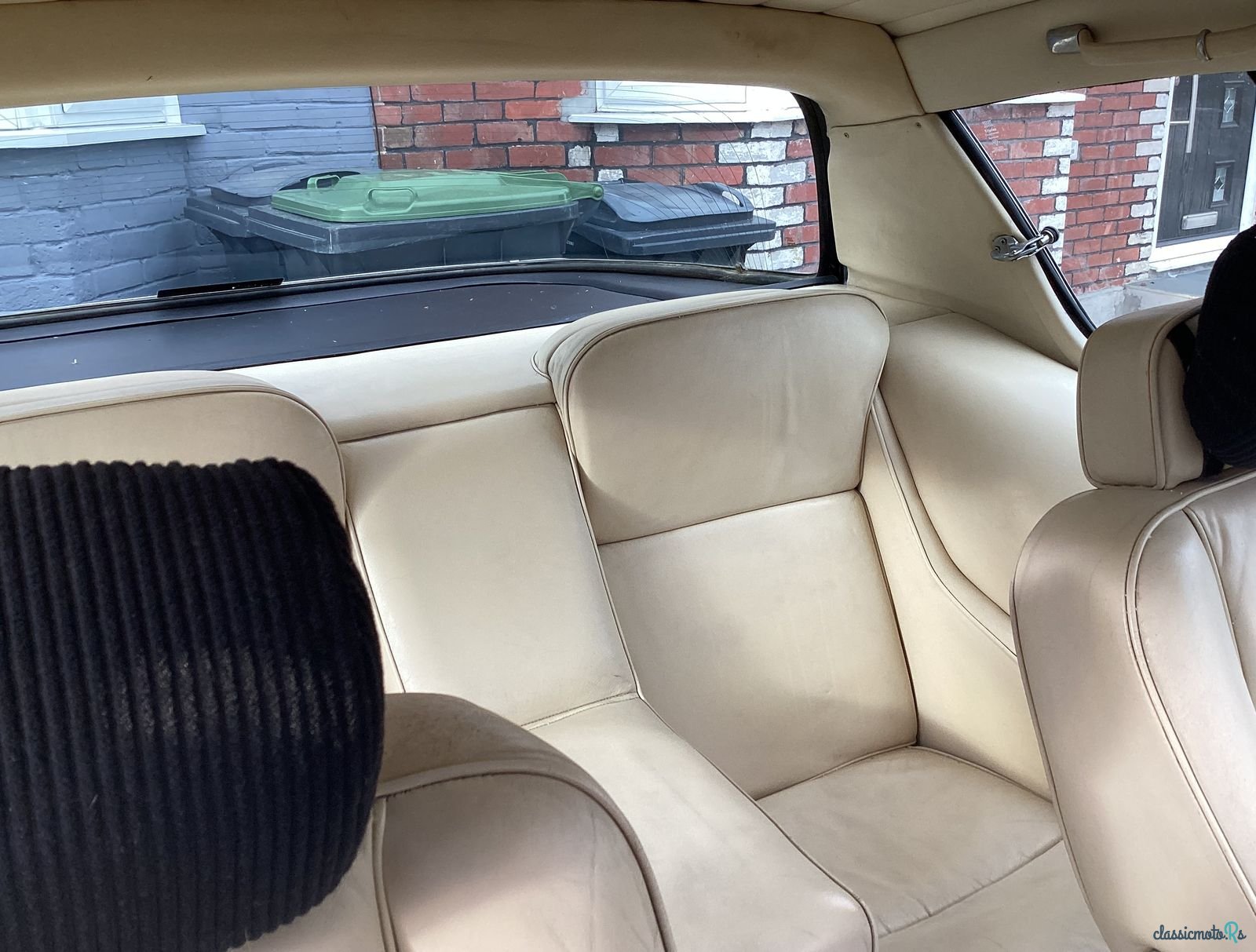 1975' Jensen Interceptor photo #4