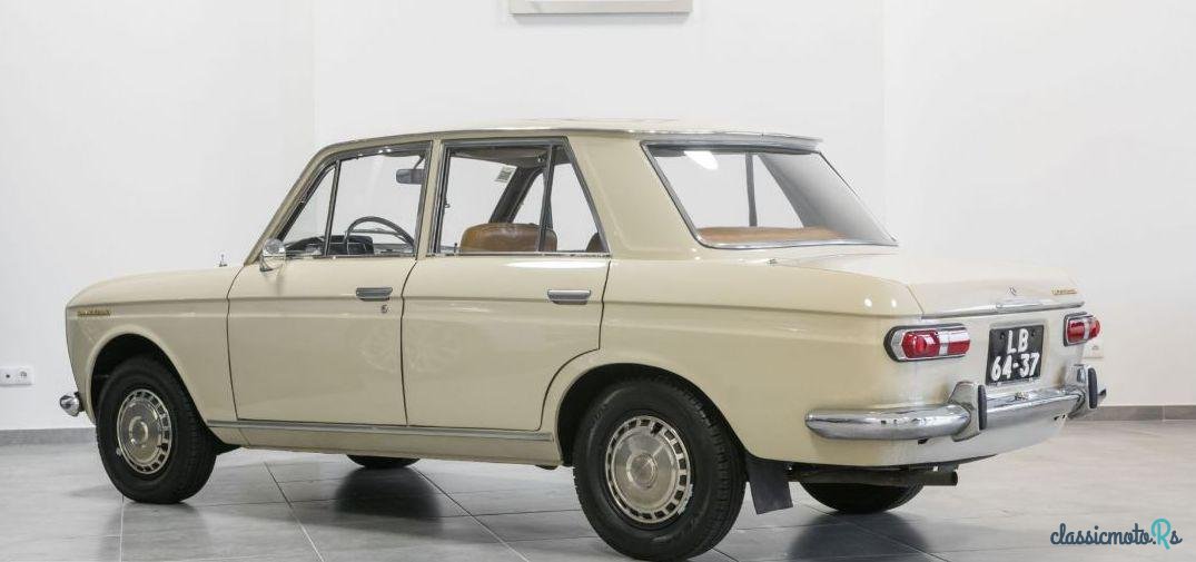 1967' Datsun 1300 Bluebird "411" photo #3