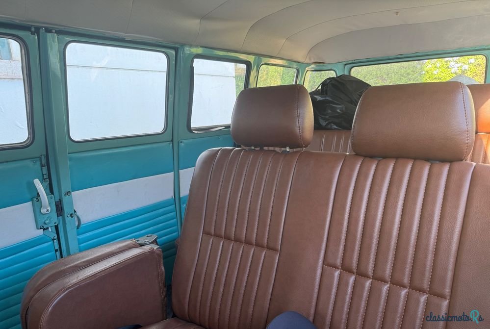 1975' Volkswagen Transporter photo #6