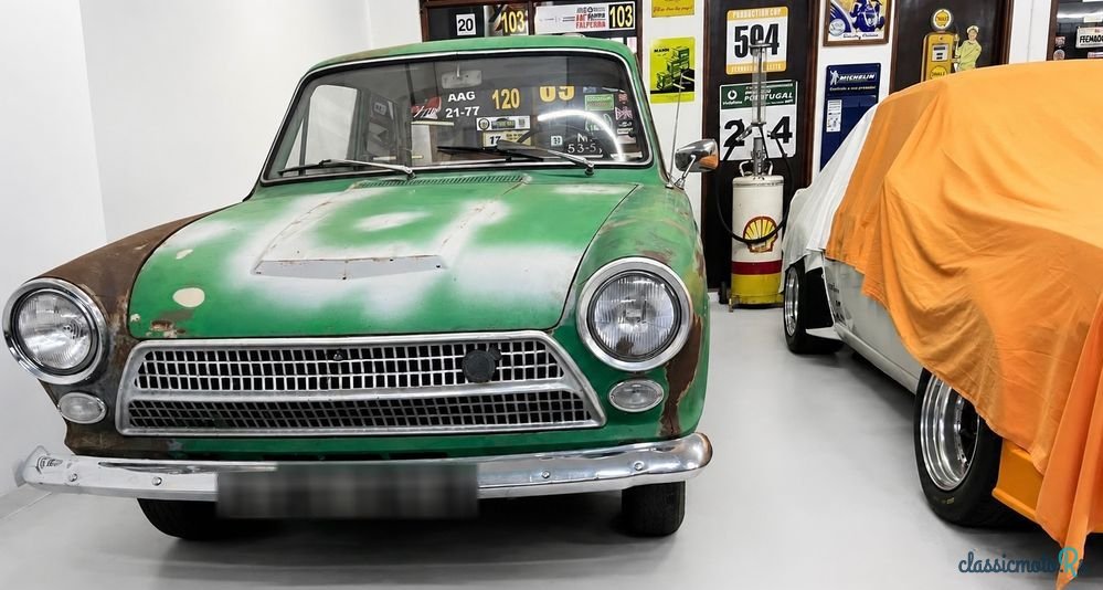 1962' Ford Cortina photo #1