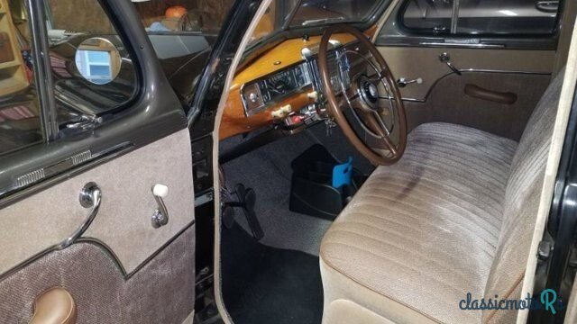 1948' Plymouth Special Deluxe photo #3