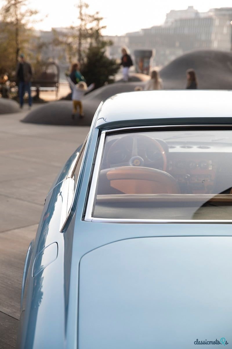 1969' Ferrari 365 photo #5