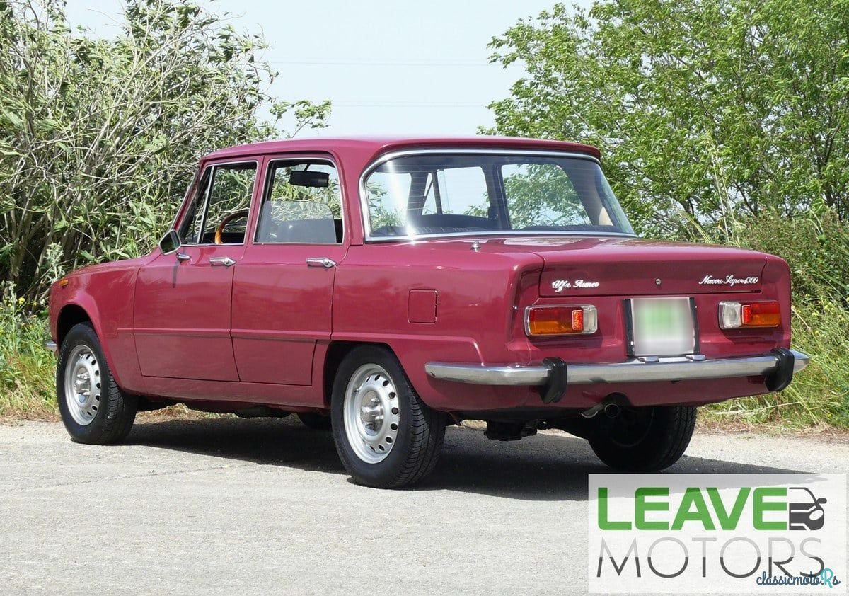 1975' Alfa Romeo Giulia photo #6