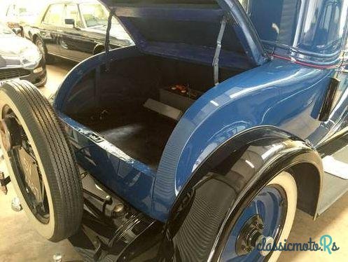 1929' Chevrolet 2 Door Coupe photo #5
