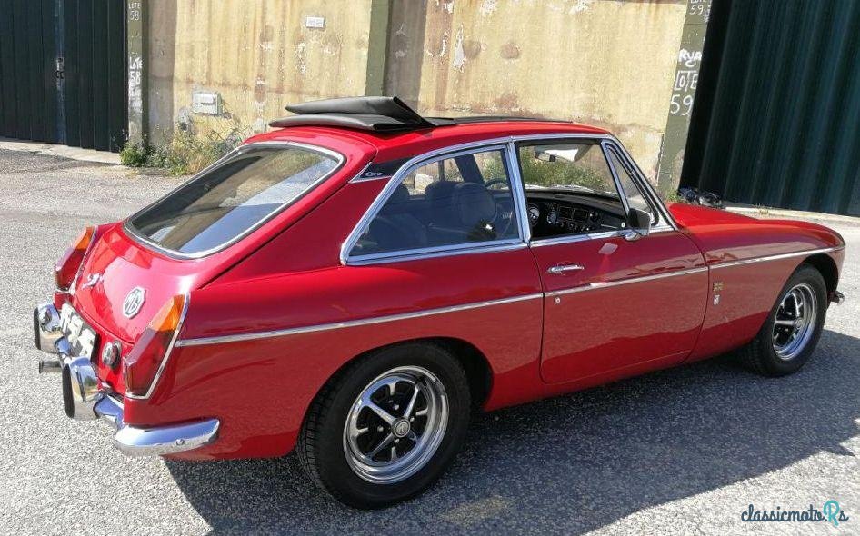 1972' MG MGB Gt photo #2
