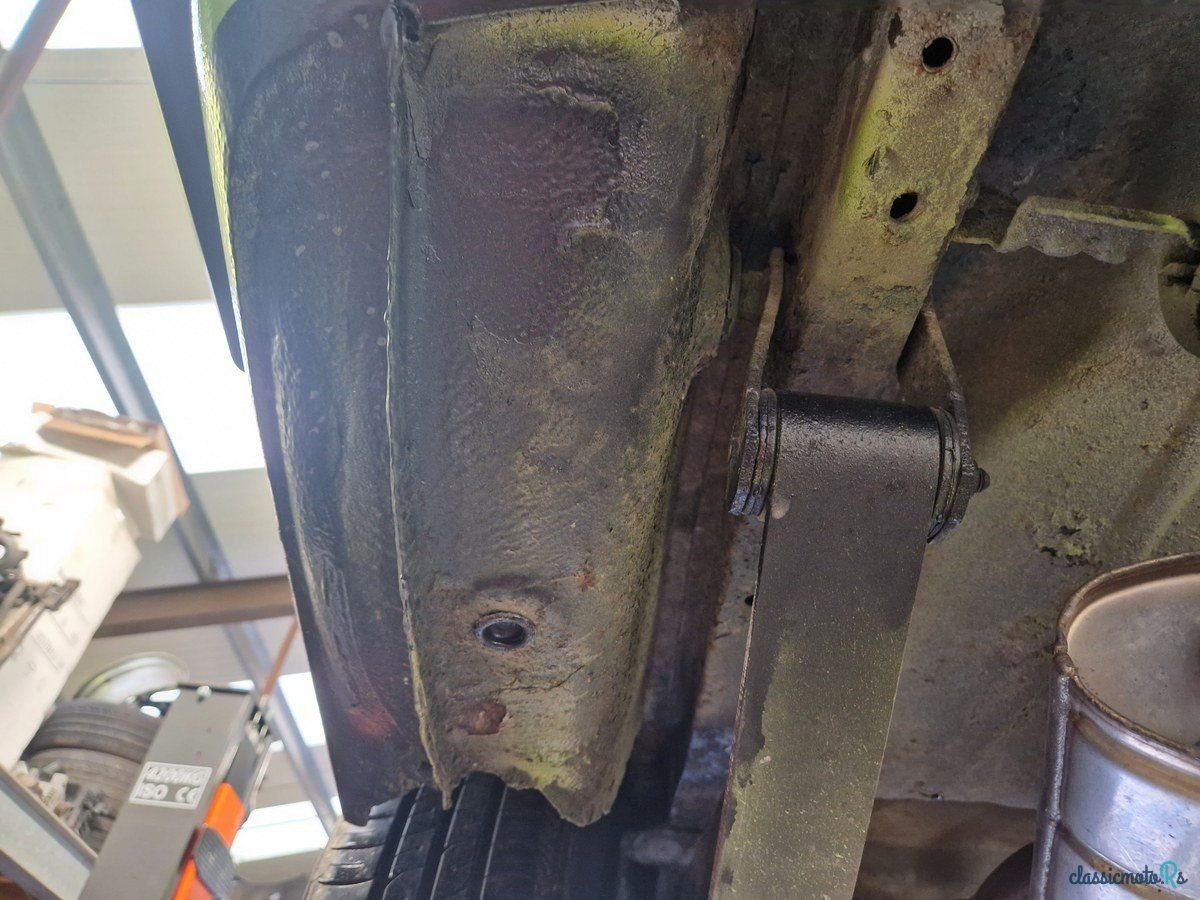 1980' Ford Escort photo #5