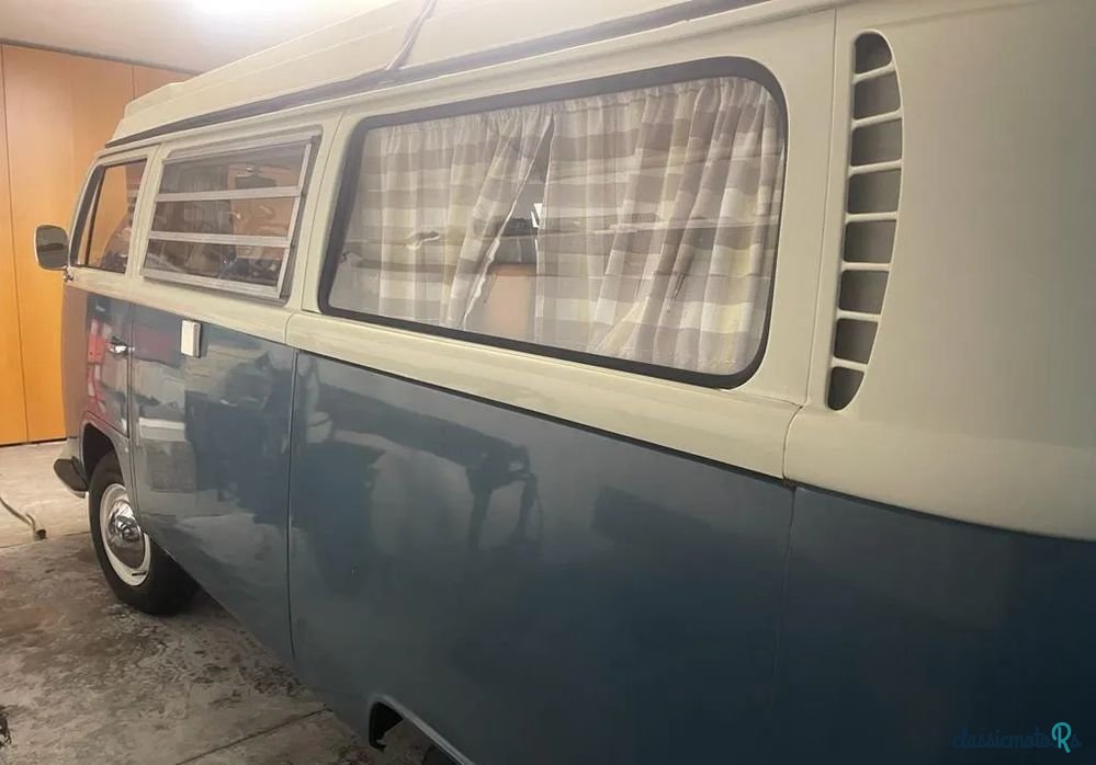 1969' Volkswagen Type 2 photo #5