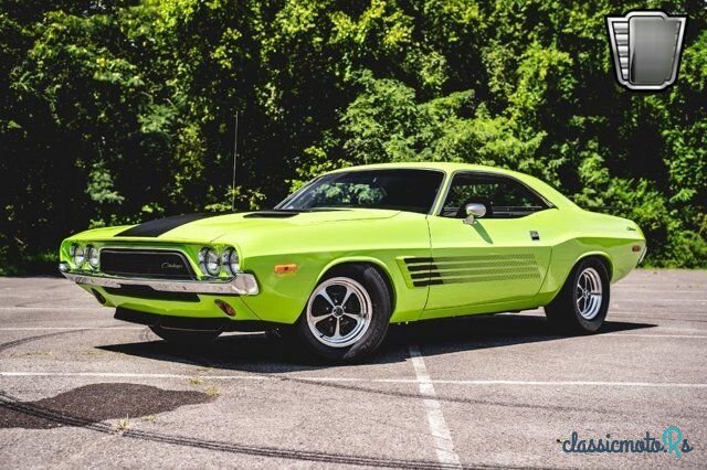 1972' Dodge Challenger photo #2
