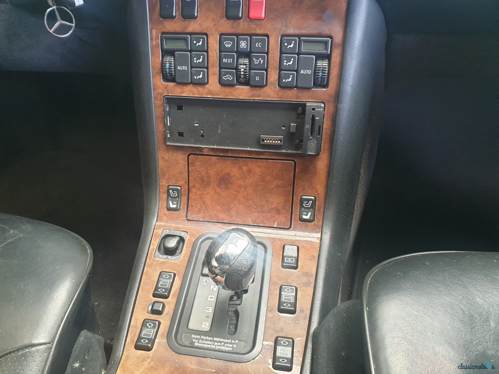 1993' Mercedes-Benz 320 photo #5