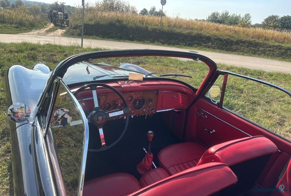 1958' Jaguar XK150 photo #5