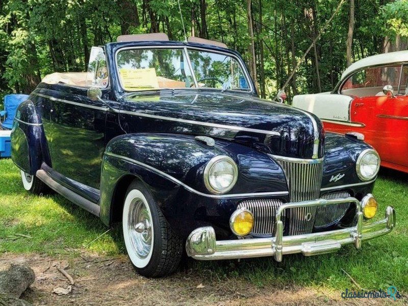 1941' Ford Super Deluxe photo #1